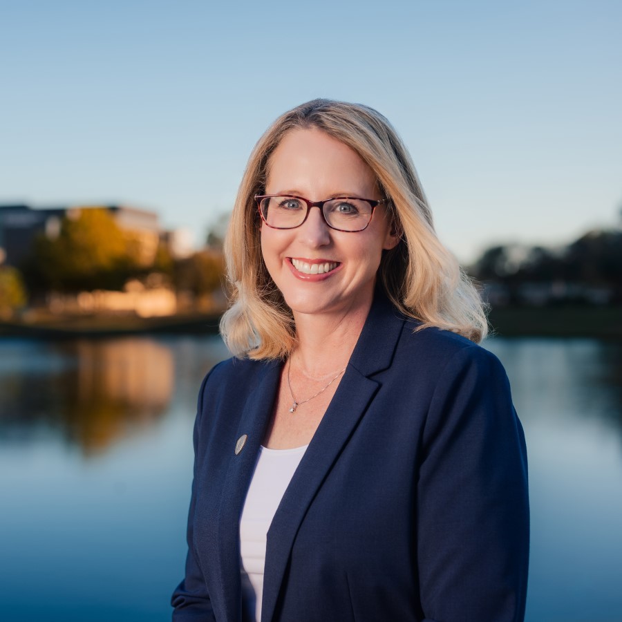 Official portraiture of UT Tyler President, Dr. Julie Philley